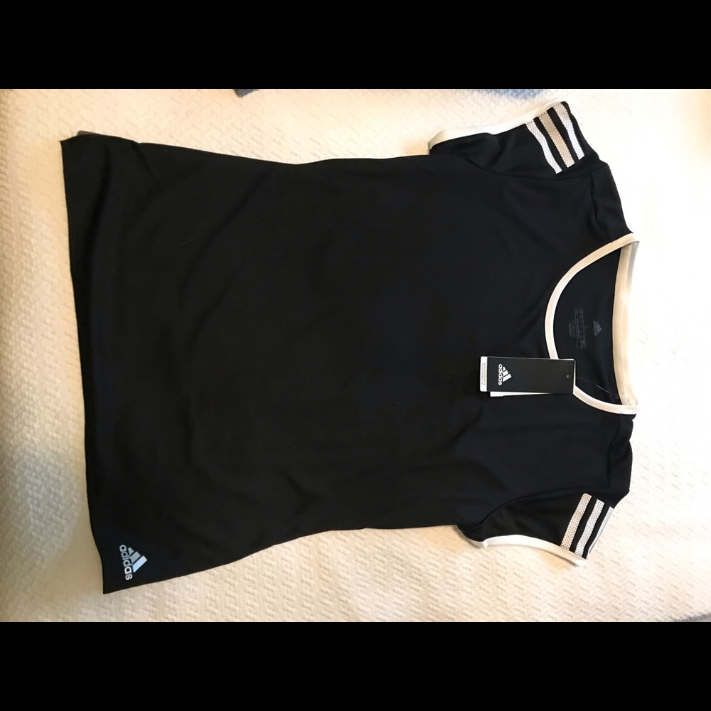 Women’s Adidas workout shirt